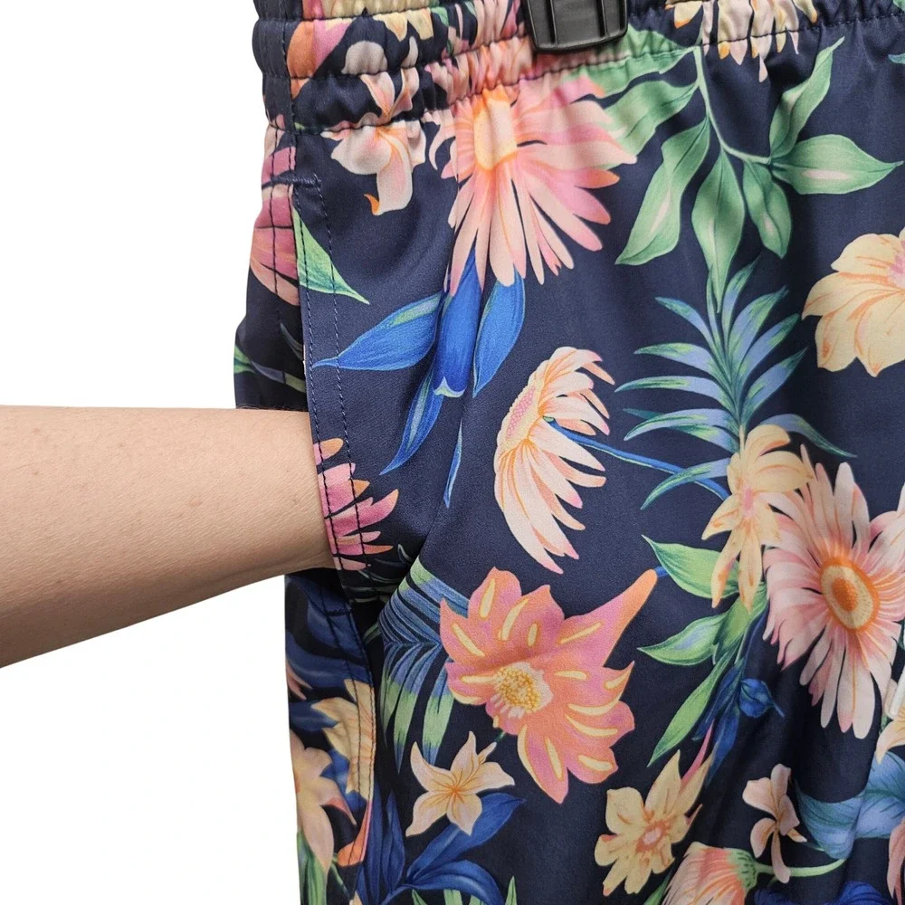 Chubbies Swim Trunks Men XXL Navy Blue Floral 7in Inseam Mesh Liner Board Shorts